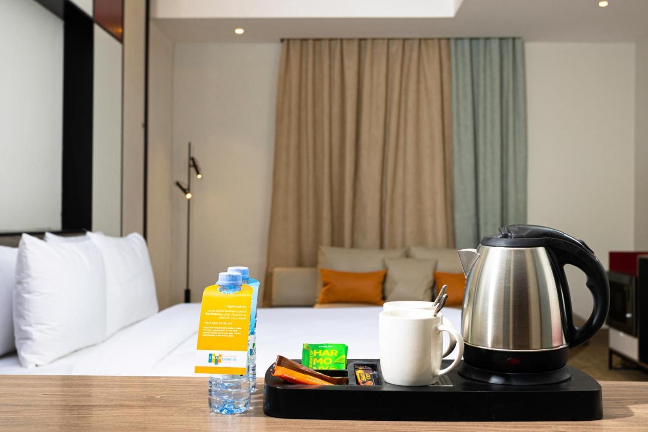 Ewaa Express Hotel - Al Jouf Сакака Экстерьер фото