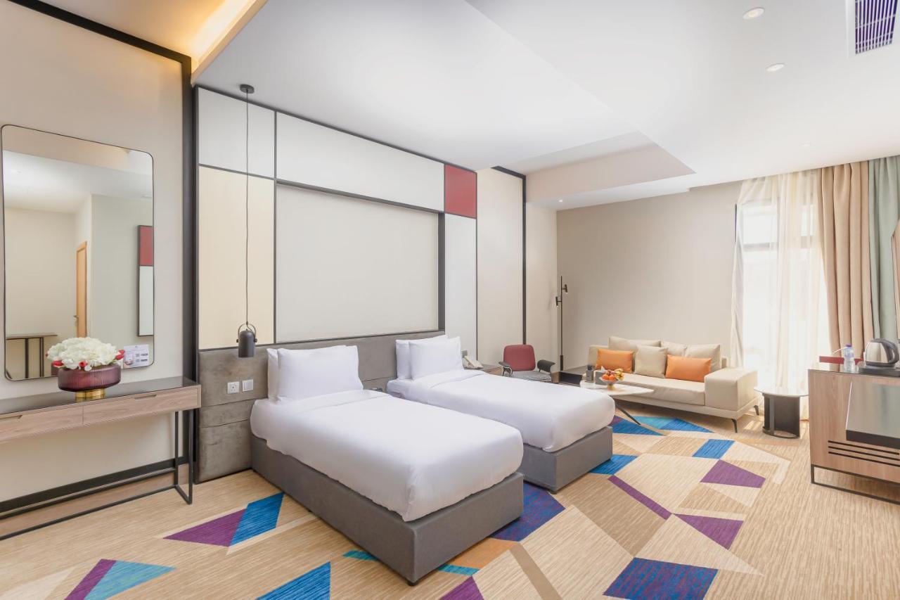 Ewaa Express Hotel - Al Jouf Сакака Экстерьер фото